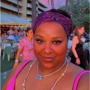 Meet your Posher, Tara